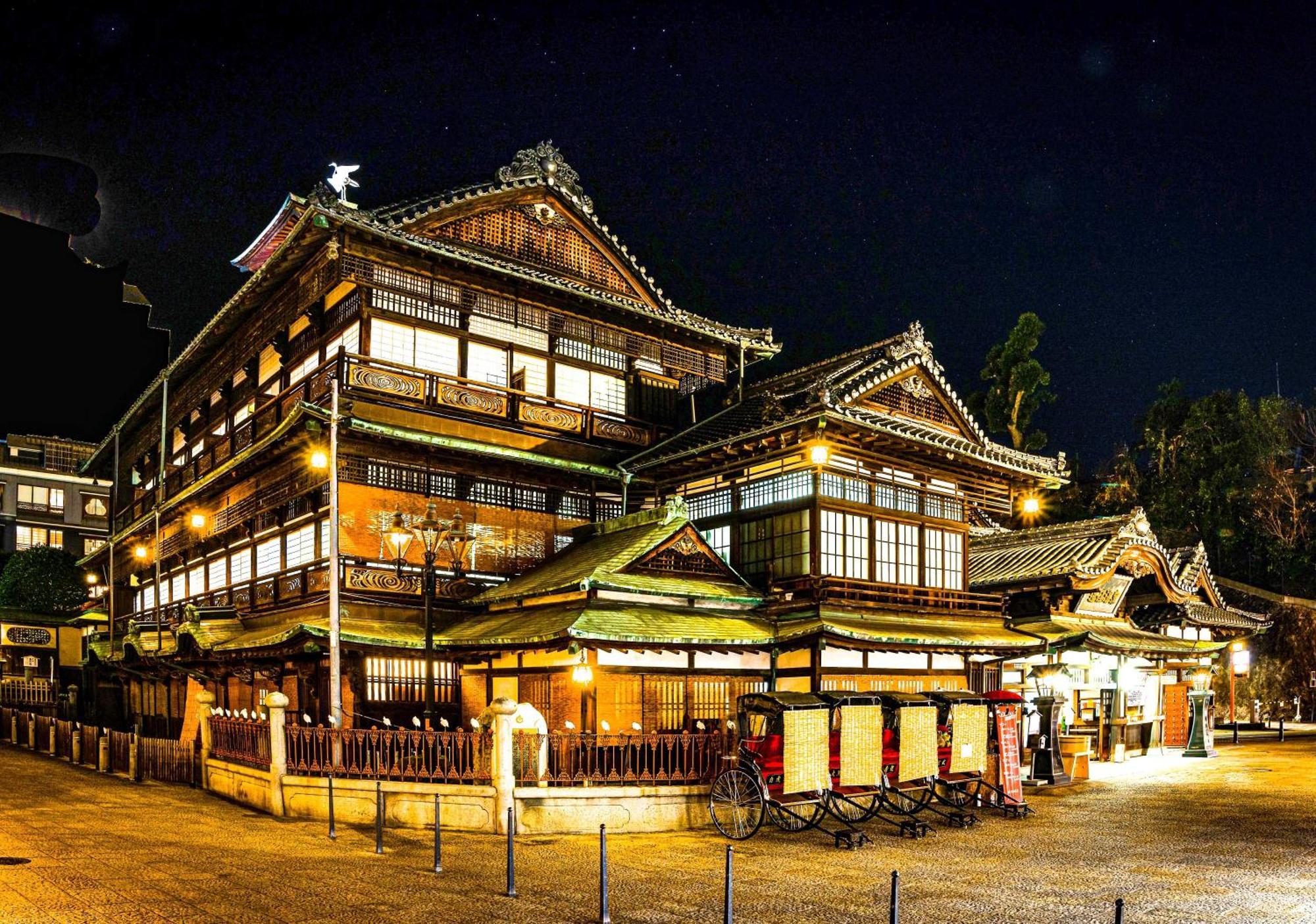 媛楽園 松山中心地及び道後温泉に近い家族やグループ旅行の多人数が泊まれる快適な宿 Exteriér fotografie